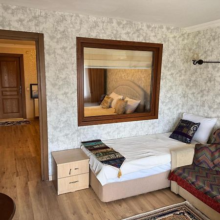 Hotel Ipekyolu Istanboel Buitenkant foto
