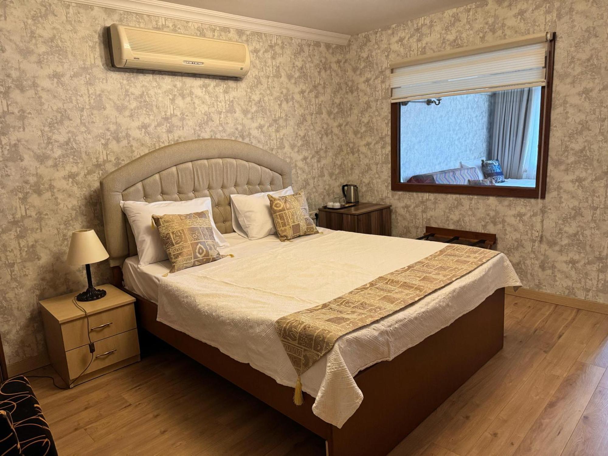Hotel Ipekyolu Istanboel Buitenkant foto