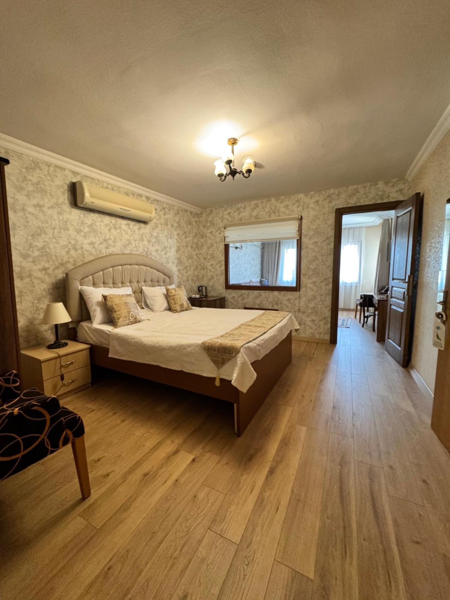 Hotel Ipekyolu Istanboel Buitenkant foto